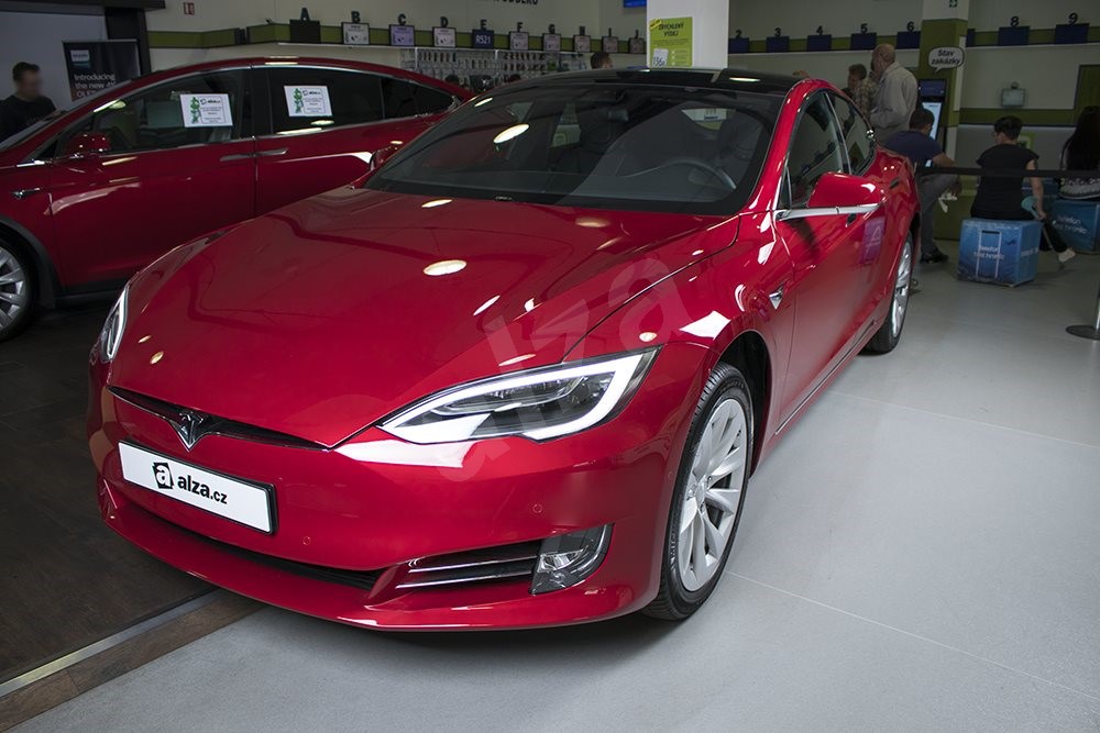  TESLA  Model S 75D erven  Elektromobil  Alza cz