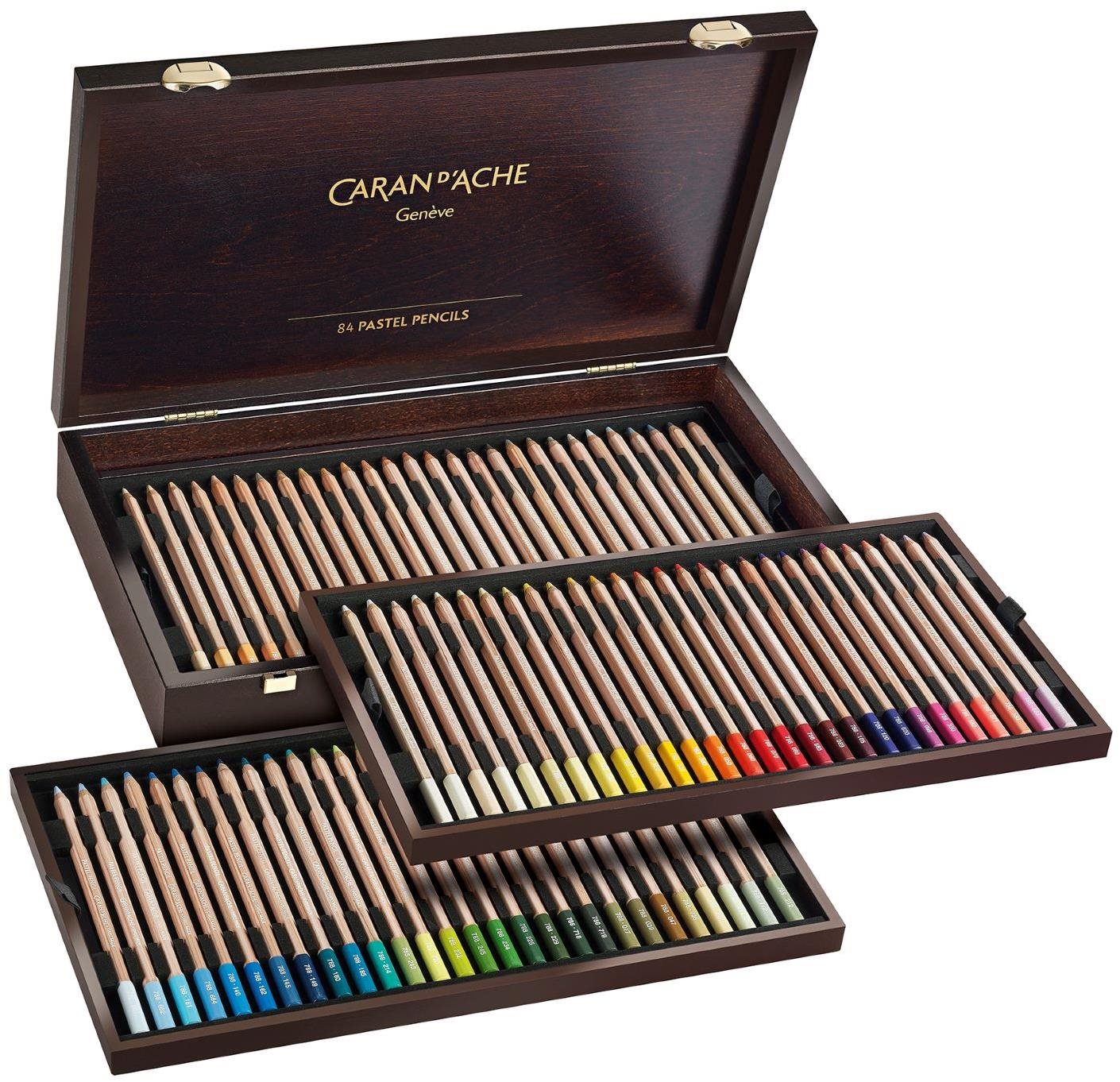 CARAN D'ACHE Umělecké pastely v tužce 84 barev v dřevěném boxu