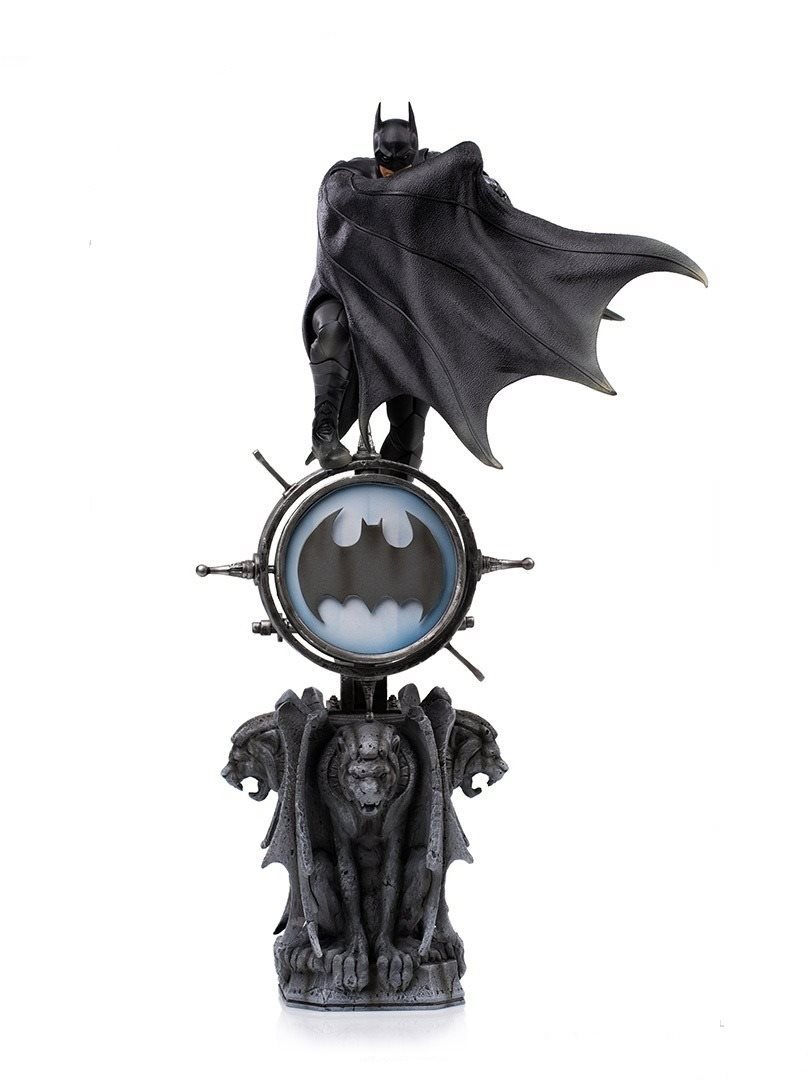 Figura DC Comics - Batman - Art Scale 1/10